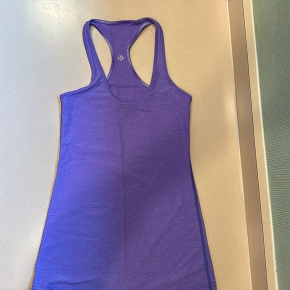 Lululemon Heathered Purple Racerback Tank size 4/6 - Picture 1 of 3